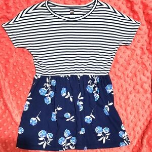 Tea Collection size 4 Blueberry and stripes